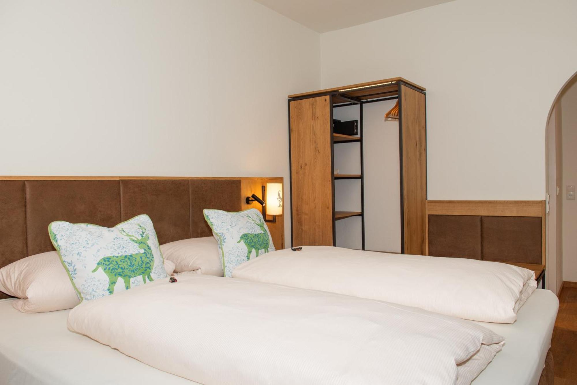 Hotel Bockmaier Oberpframmern Eksteriør bilde